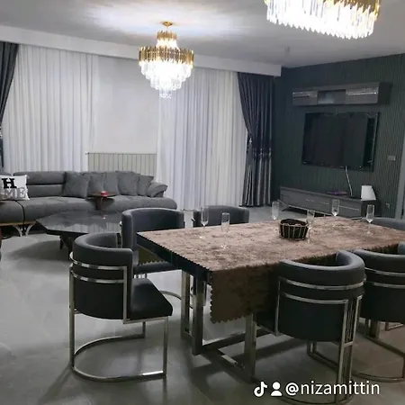 With Private Pool For Daily Rent In Istanbul *