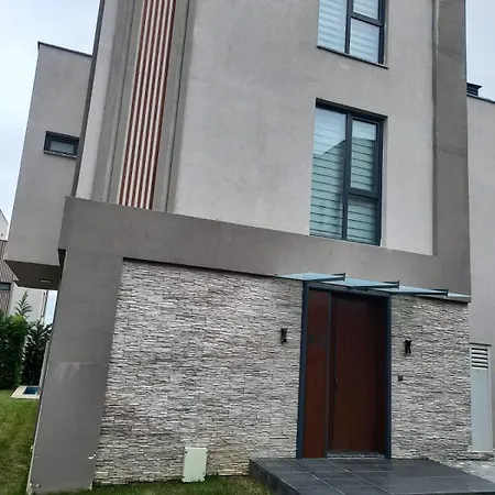 Apartmán With Private Pool For Daily Rent In Istanbul