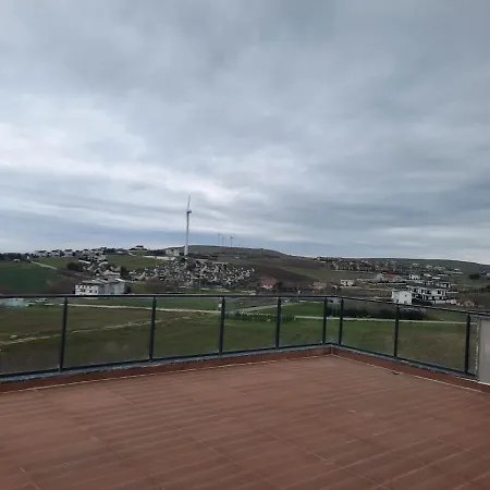 With Private Pool For Daily Rent In Istanbul Apartment Buyukcekmece