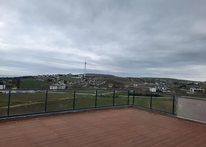 With Private Pool For Daily Rent In Istanbul Apartment Buyukcekmece